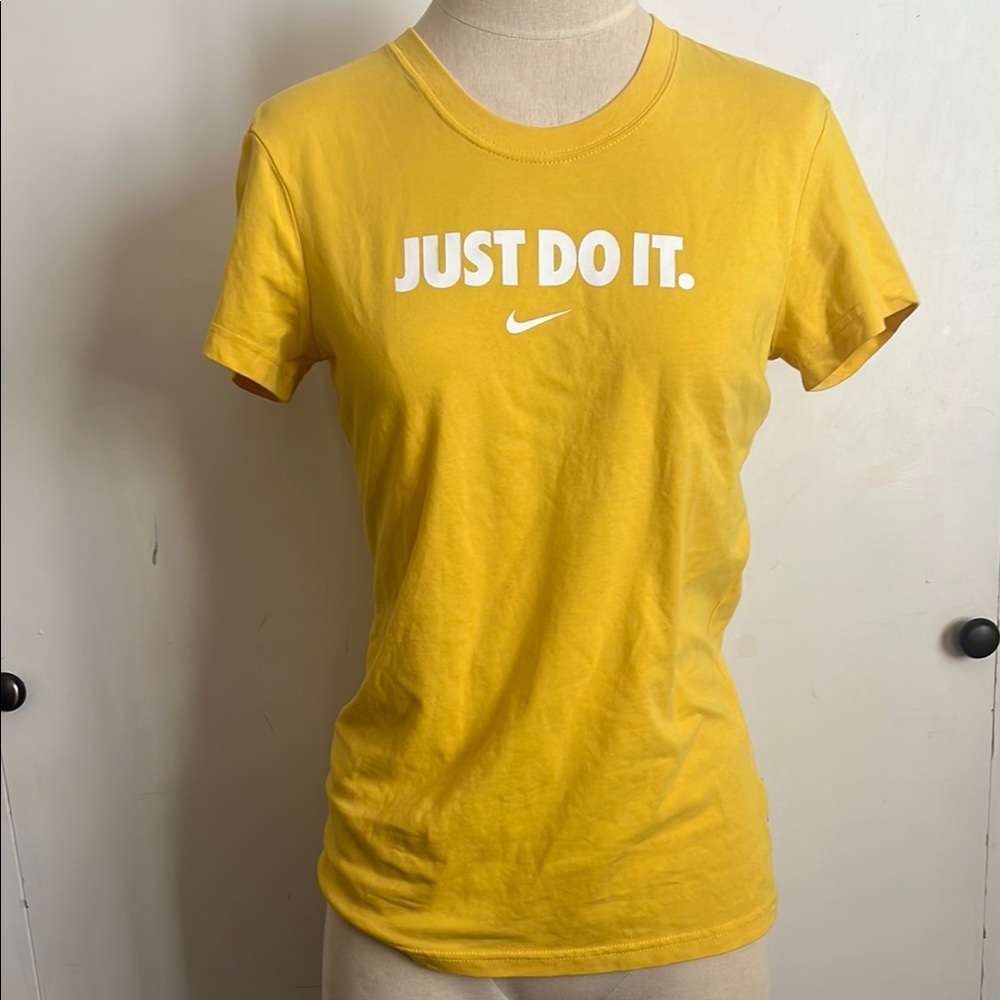 Nike Women's Yellow 'Just Do It' T-Shirt